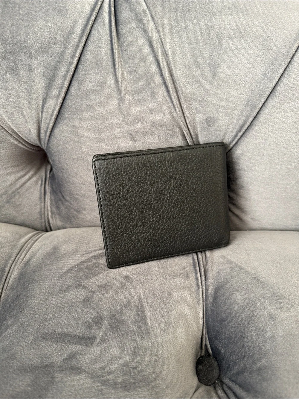 Gucci Black Leather Wallet with Silver Interlocking G and Red-Green Web Accent